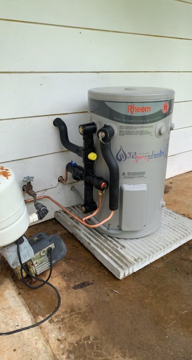 Best 50L Hot Water System: Is a 50 Litre Electric Unit Right for Your Home? - Installed Today