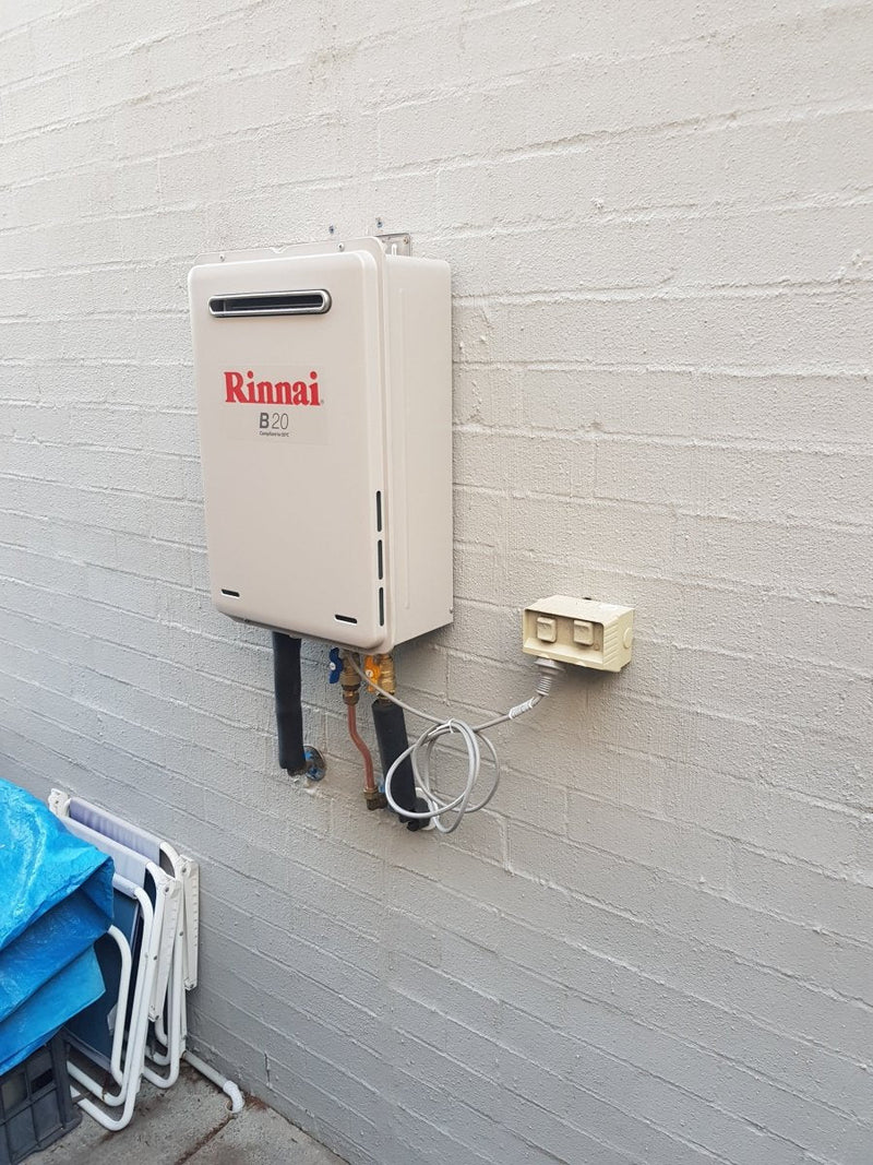 Instant Gas Hot Water Size Guide: 16L vs 20L vs 26L Systems