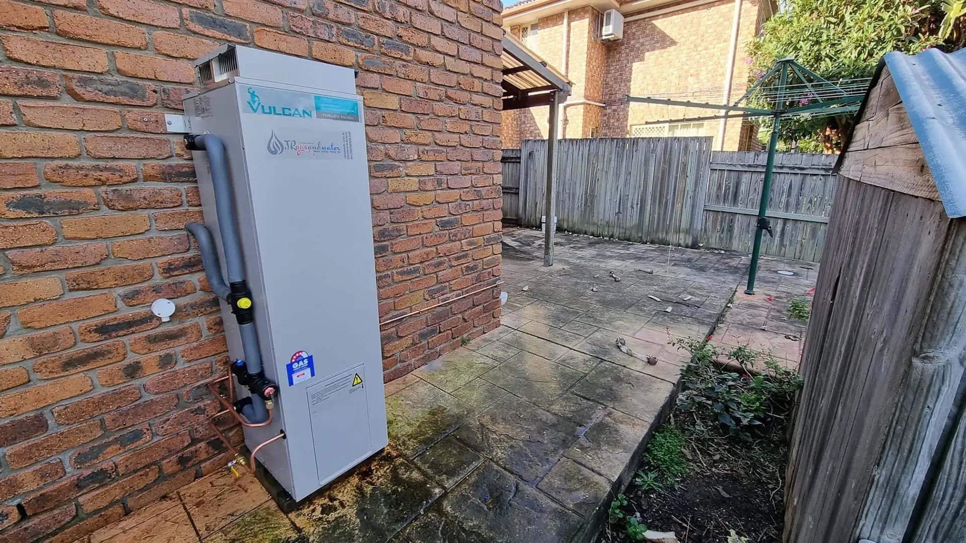 GAS HOT WATER SYSTEMS SUPPLIED AND INSTALLED BY INSTALLED TODAY