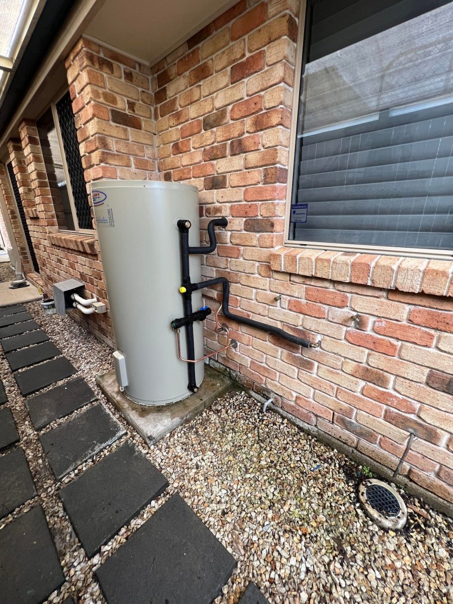 Aquamax 125L Electric Hot Water System - Installed Today