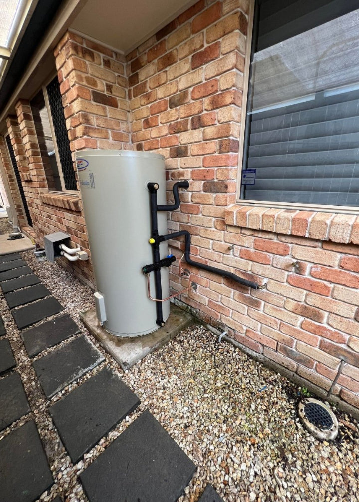 Aquamax 125L Electric Hot Water System - Installed Today