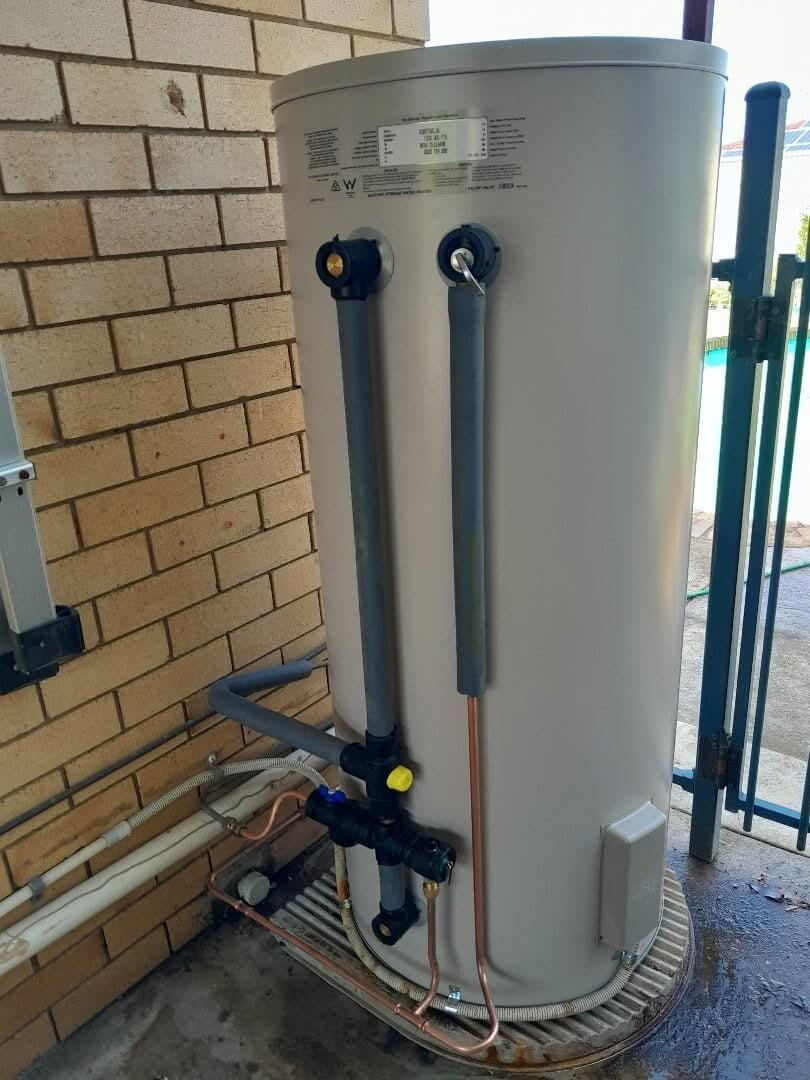 Dux 250L Electric Hot Water System - Installed Today