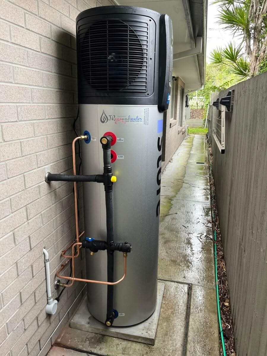 iStore 180L Heat Pump Hot Water System - Installed Today