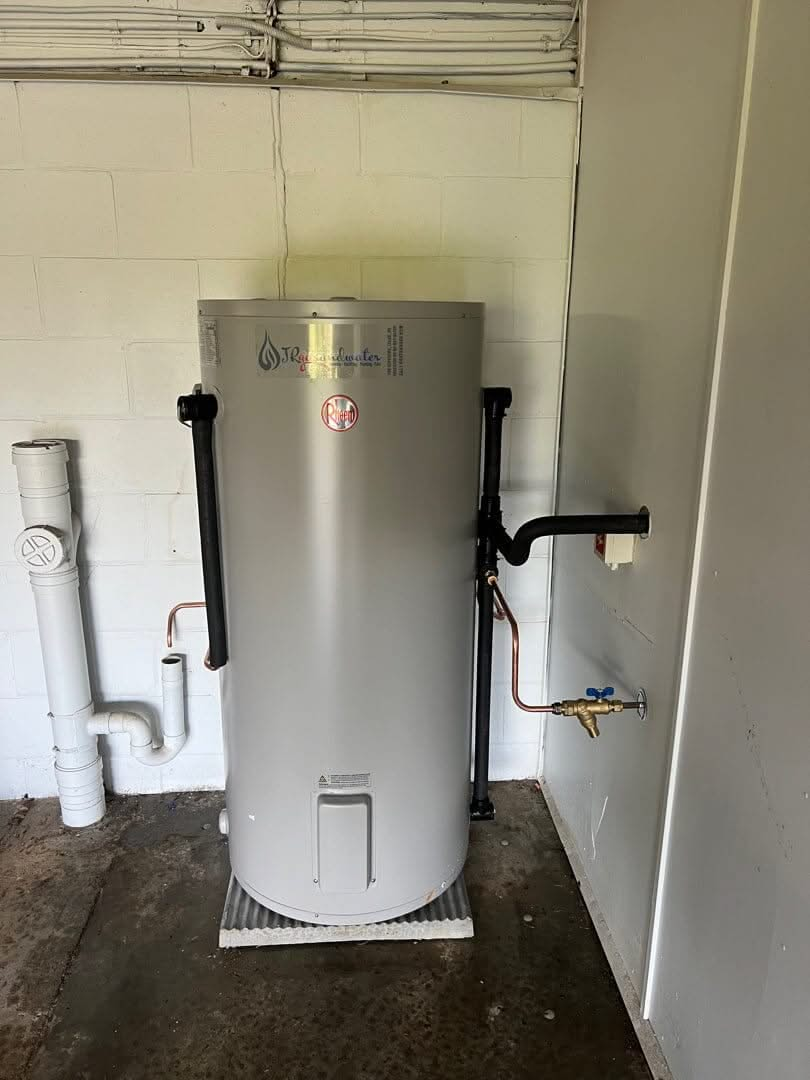 Rheem 250L Electric Hot Water System - Installed Today