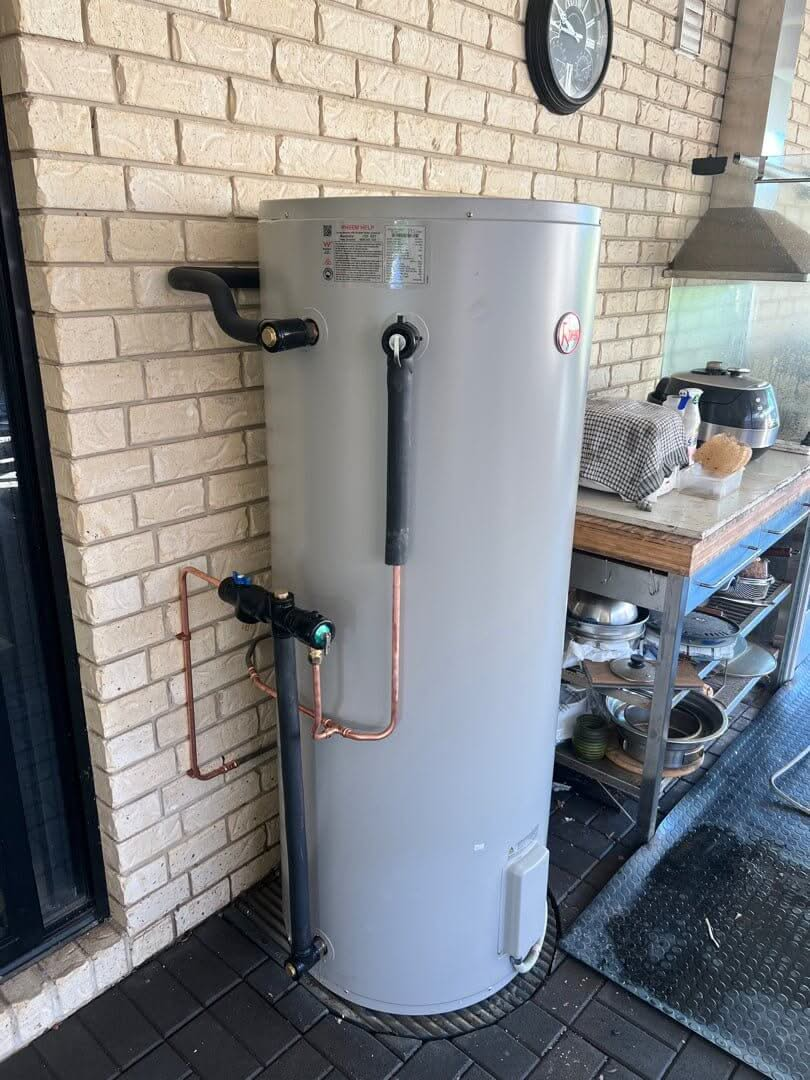 Rheem 315L Electric Hot Water System - Installed Today