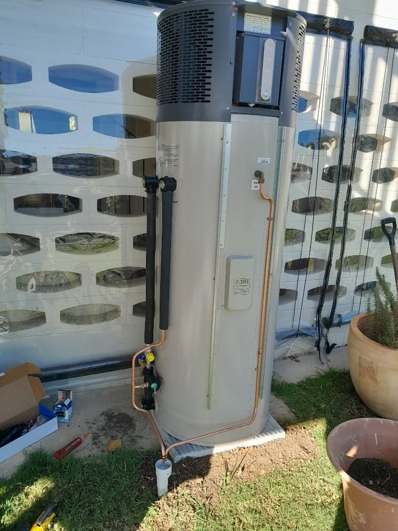 Rinnai Enviroflo V2 250L Heat Pump Hot Water System - Installed Today