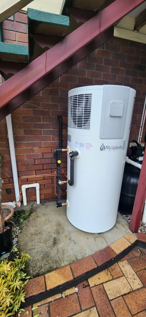 Stiebel Eltron WWK222 Heat Pump Hot Water System - Installed Today