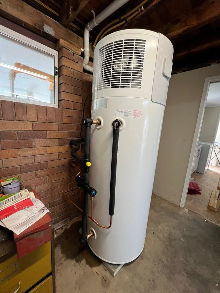 Stiebel Eltron WWK302 Heat Pump Hot Water System - Installed Today