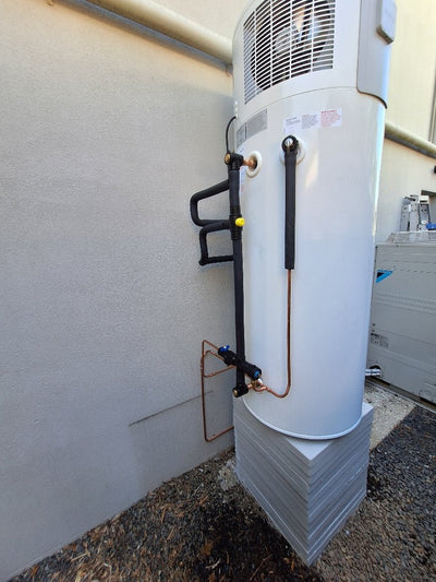 Stiebel Eltron WWK302 Heat Pump Hot Water System - Installed Today