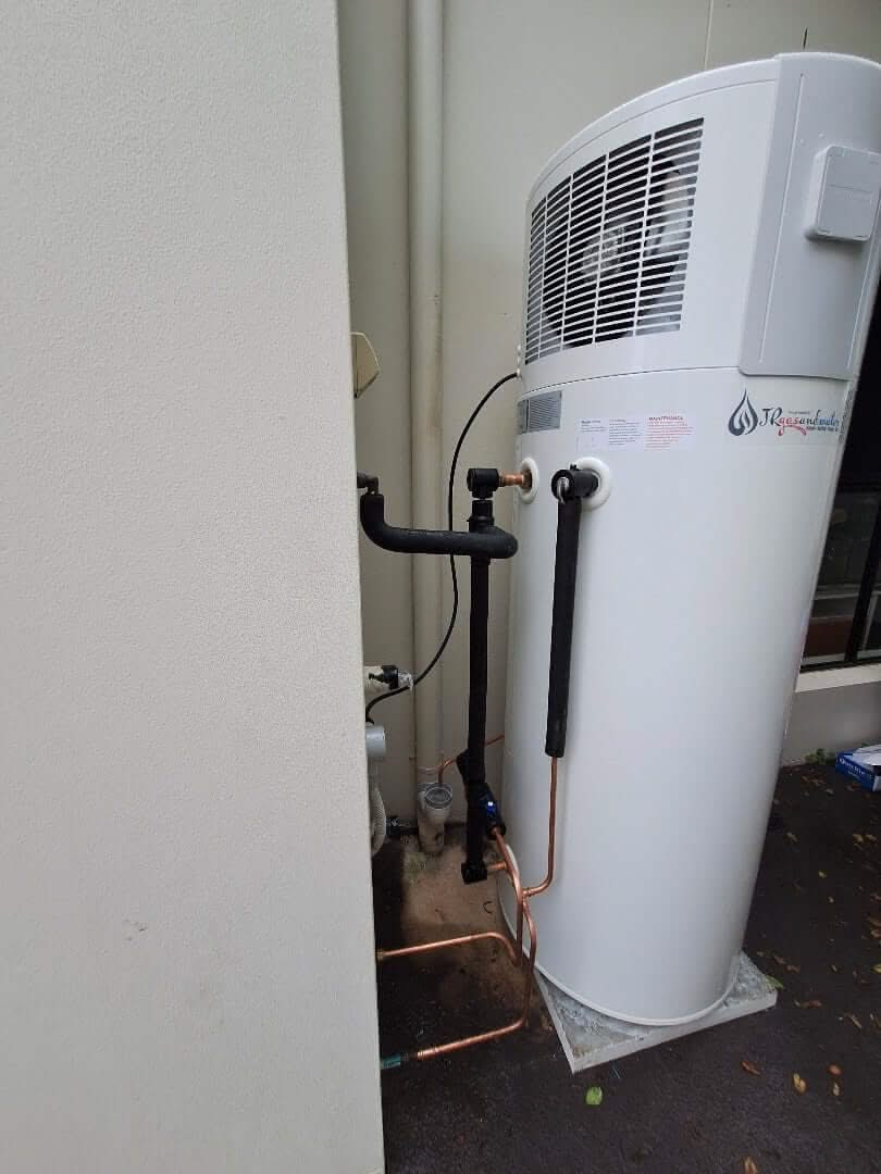 Stiebel Eltron WWK302H Heat Pump Hot Water System - Installed Today